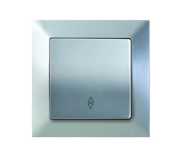 Выключатель Mutlusan Candela 1P 3954