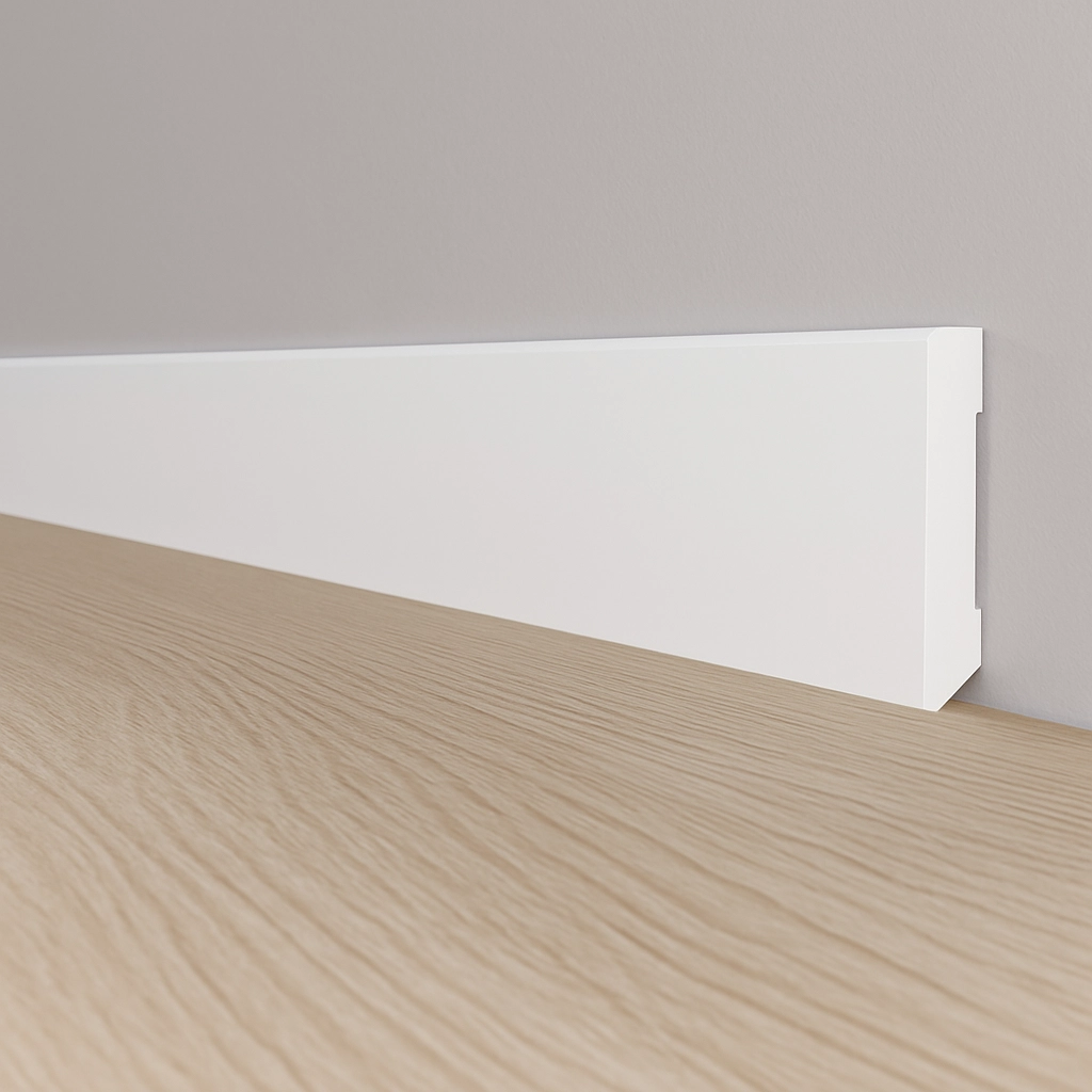 Плинтус STIQ S0810 белый