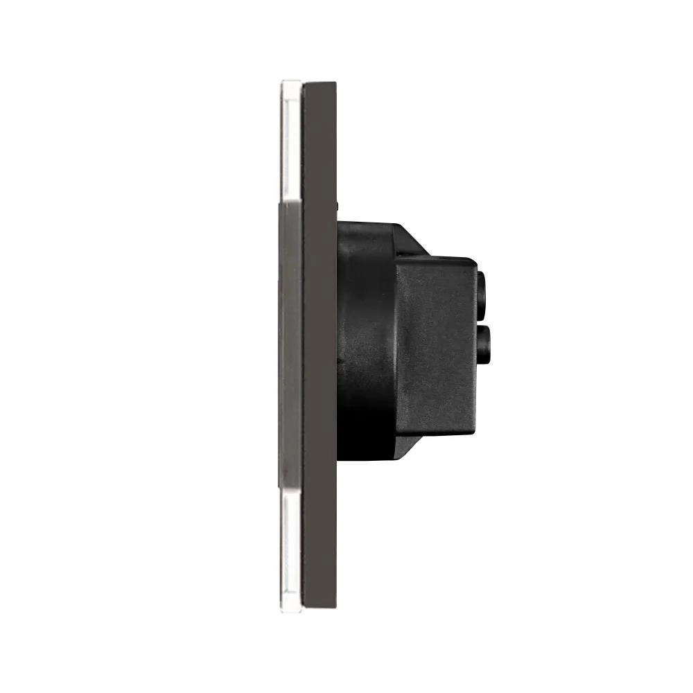 Розетка тройная 16A 86x228mm чёрный M3F-BK