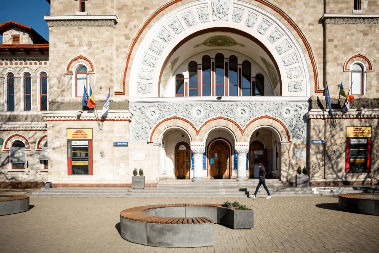 Бетонная скамейка Круг дружбы