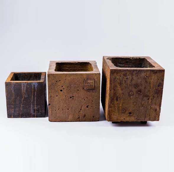 Горшок Cubo