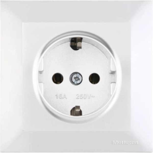 Розетка Mutlusan Candela 2P+E белый 10511