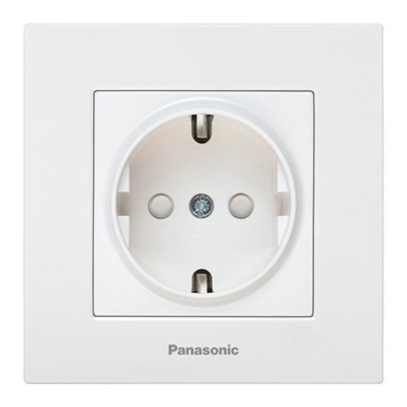 Розетка Arkedia Slim 2P+E 902622