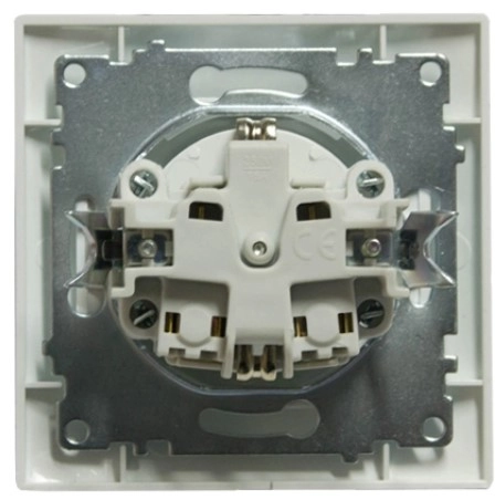 Розетка 16A IP20 jasmin белый Elmos 9206-42
