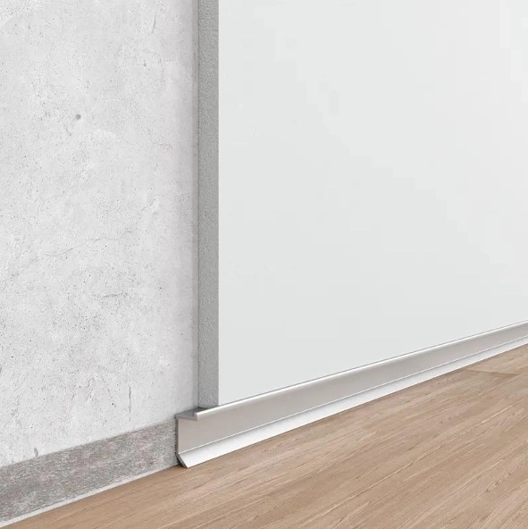 Plinta montare ascunsă ASP112B PP 2600mm 