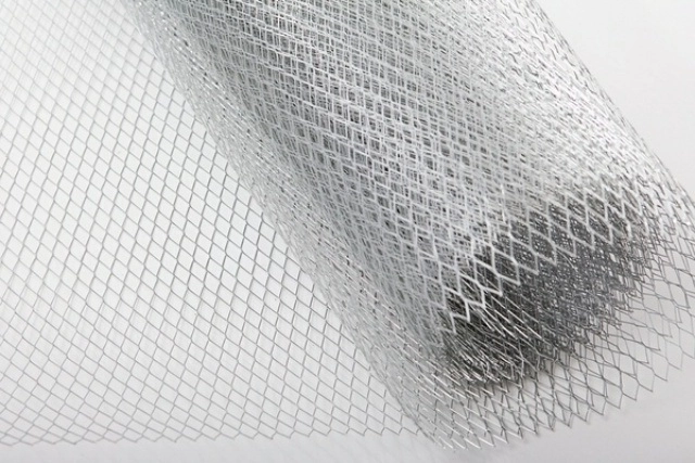 Plasă expandată zincată 25*60mm SUPER 20m