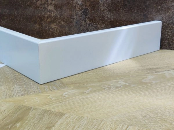 Плинтус MDF Smartprofile Paint 80мм 2.4 80A белый